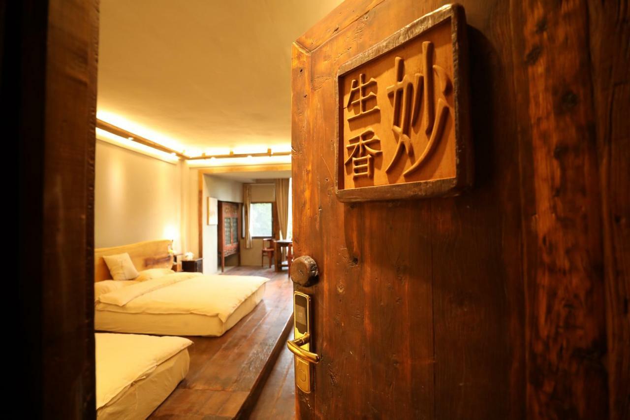 Yunlu Lianxin Guesthouse Jinghong Exterior photo